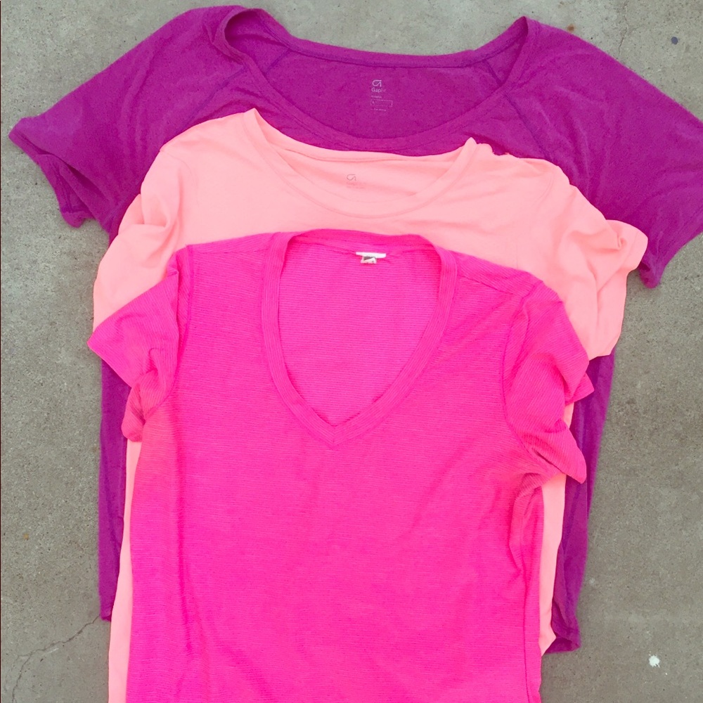 3 tee’s for 5 dollars size large